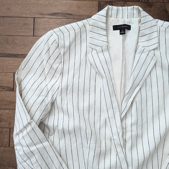 Ann Taylor Linen Blazer Cream Pinstripe - Picture 3 of 10